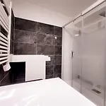 Le Marend 4 - T3 Avec Terrasse アンティーブ