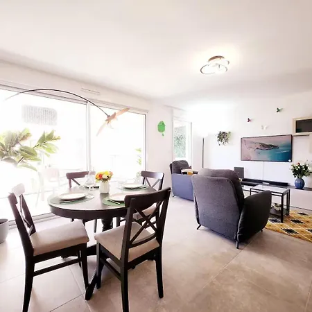 Le Marend 4 - T3 Avec Terrasse Αντίμπ