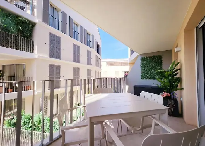 Le Marend 4 - T3 Avec Terrasse Antibes